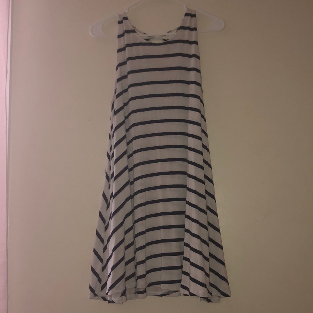 ALYA knee length flowy dress